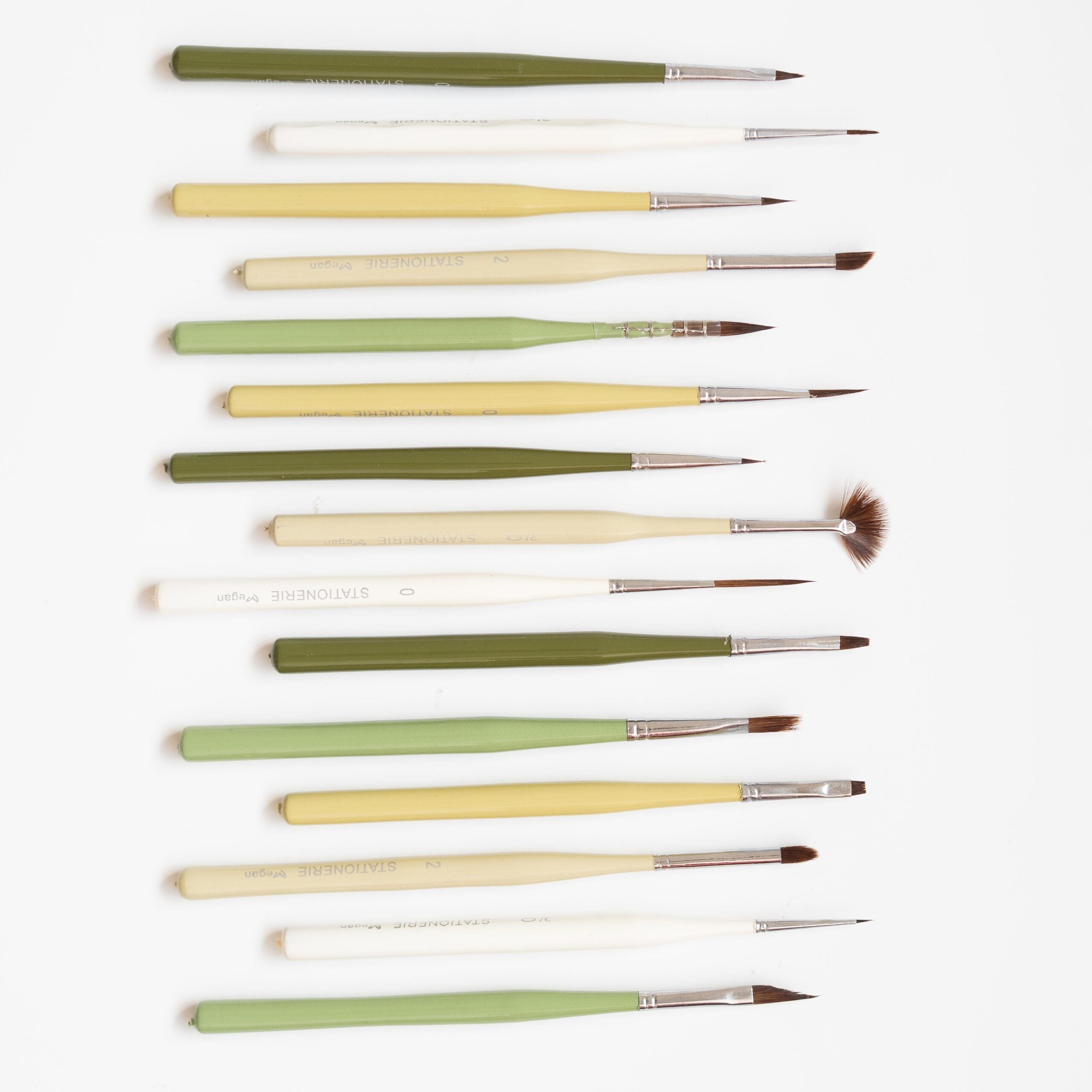 Stationerie Ultraminiliners Set Of 15 Kolinsky Synthetic Forest Edition (Brush Holder Free)