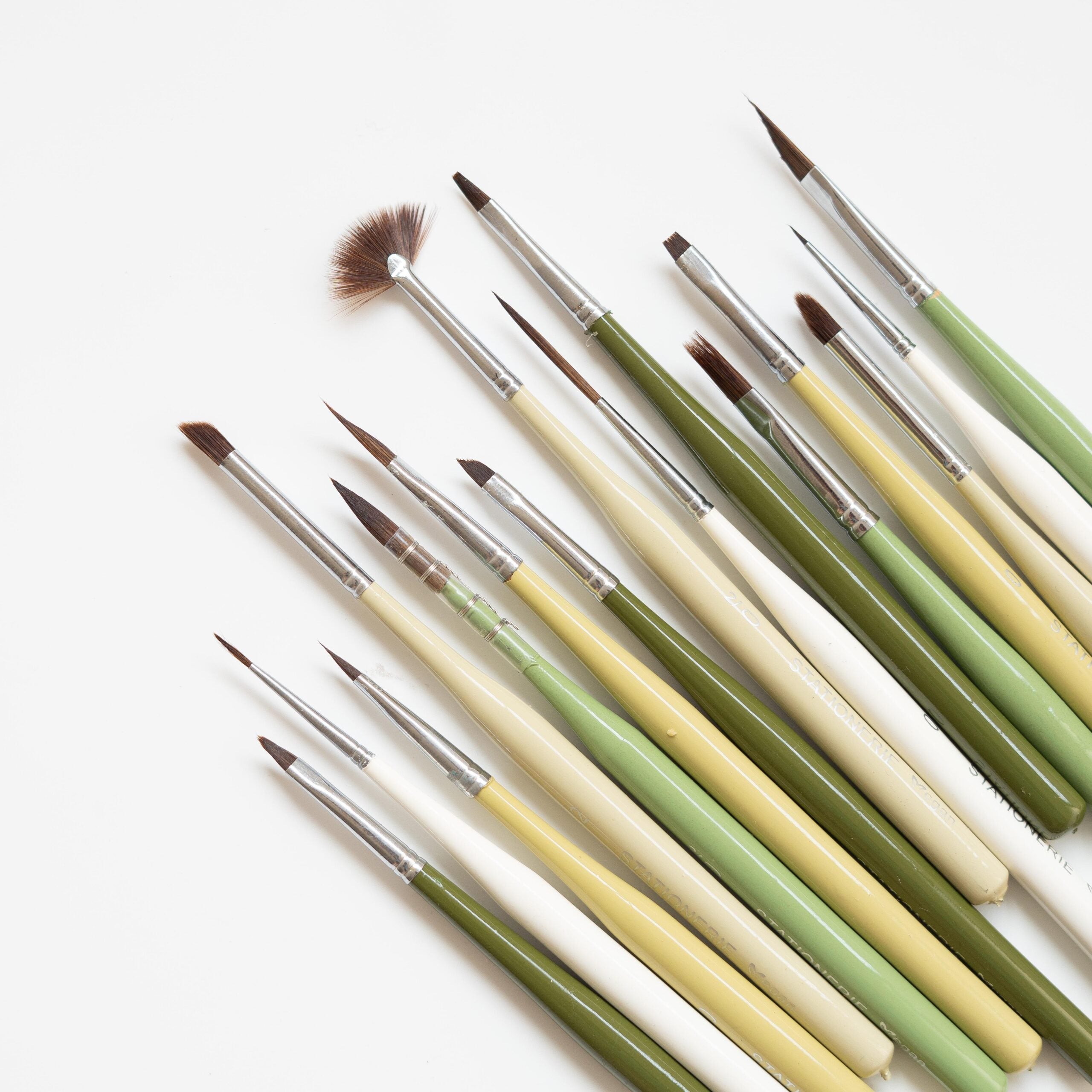 Stationerie Ultraminiliners Set Of 15 Kolinsky Synthetic Forest Edition (Brush Holder Free)