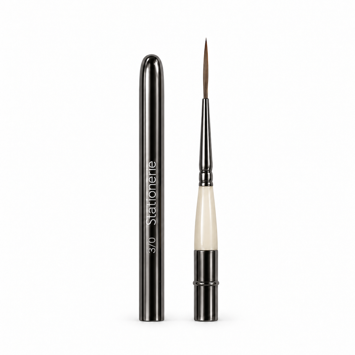 Stationerie Wayfarers 3/0 Mangosta long rigger travel brush with metal body and matching cap